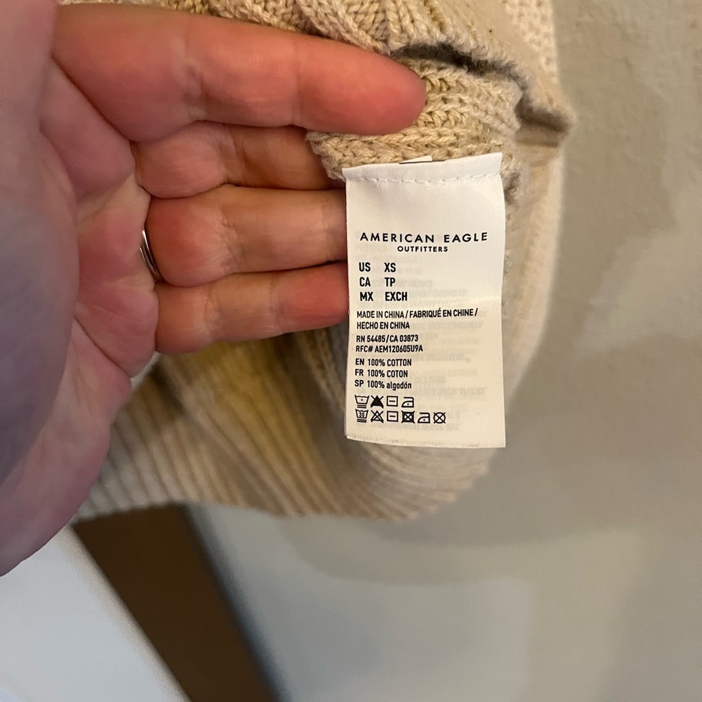 American Eagle Outfitters Oversized Tan Knit Sweater - Picture 3 of 6